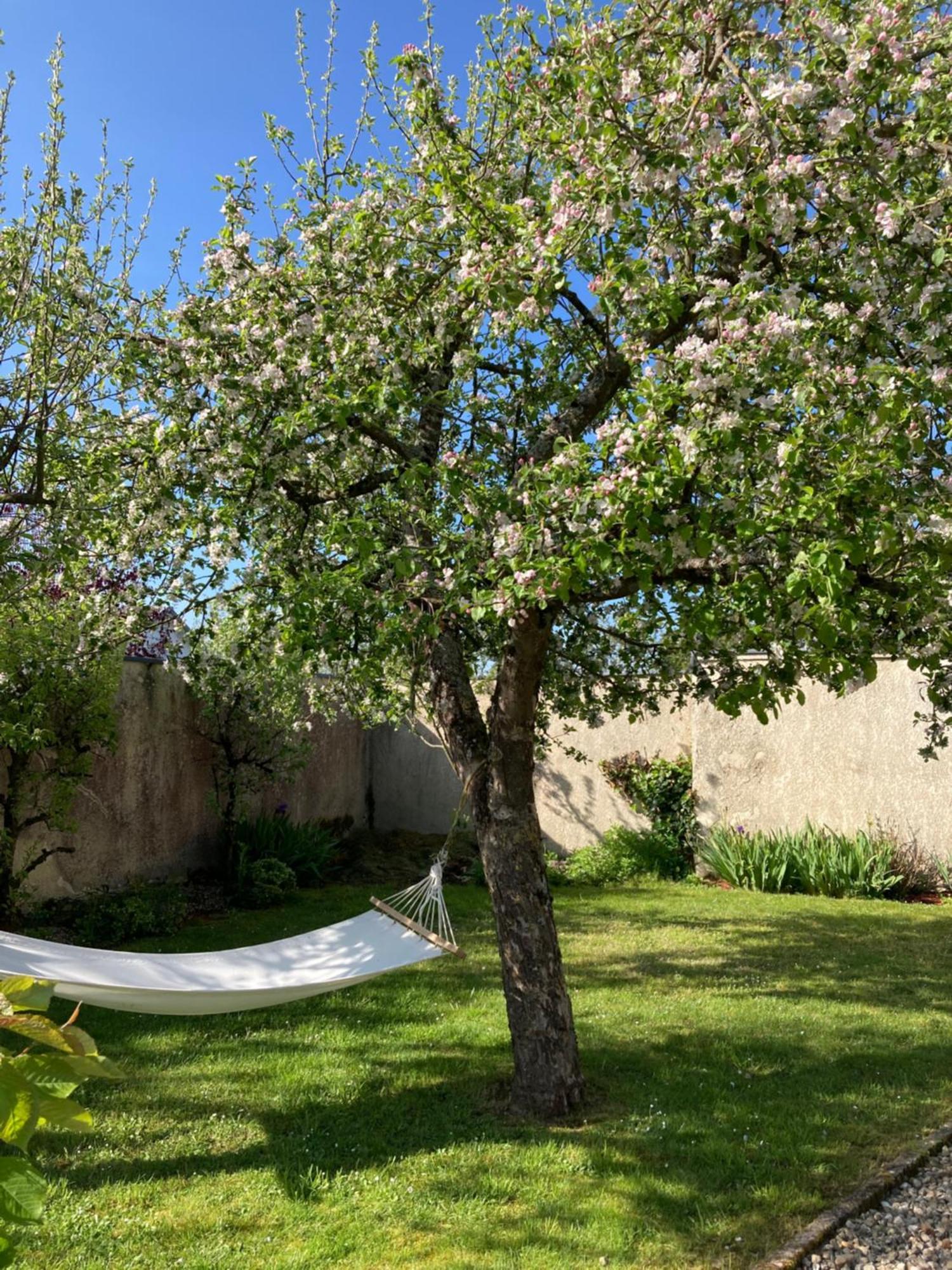 Maison Les Beaux Arts Mouzay  Exterior photo